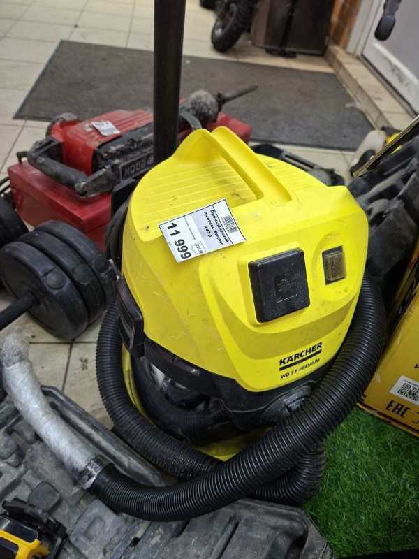 Промышленный пылесос Karcher wd3 p