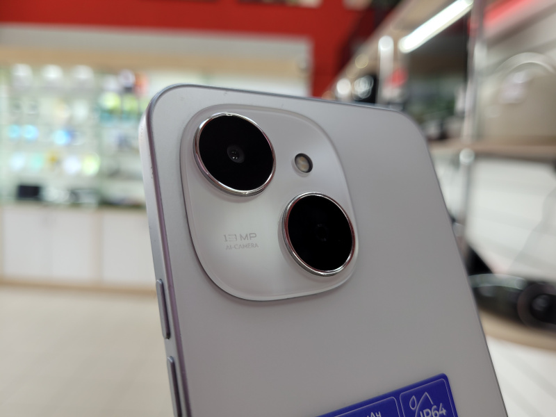 Мобильный телефон Tecno Spark 40с