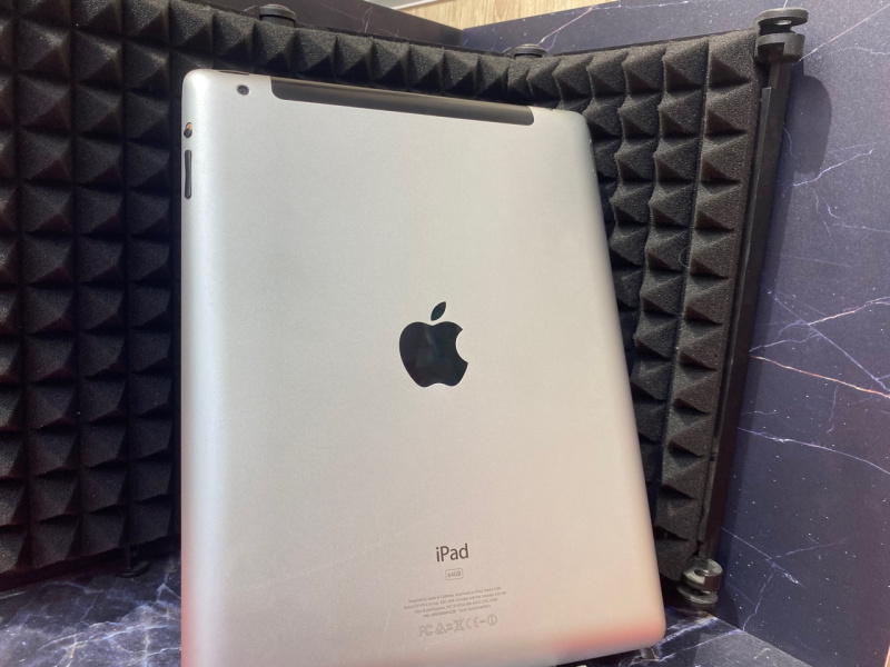 Планшет Apple iPad 2